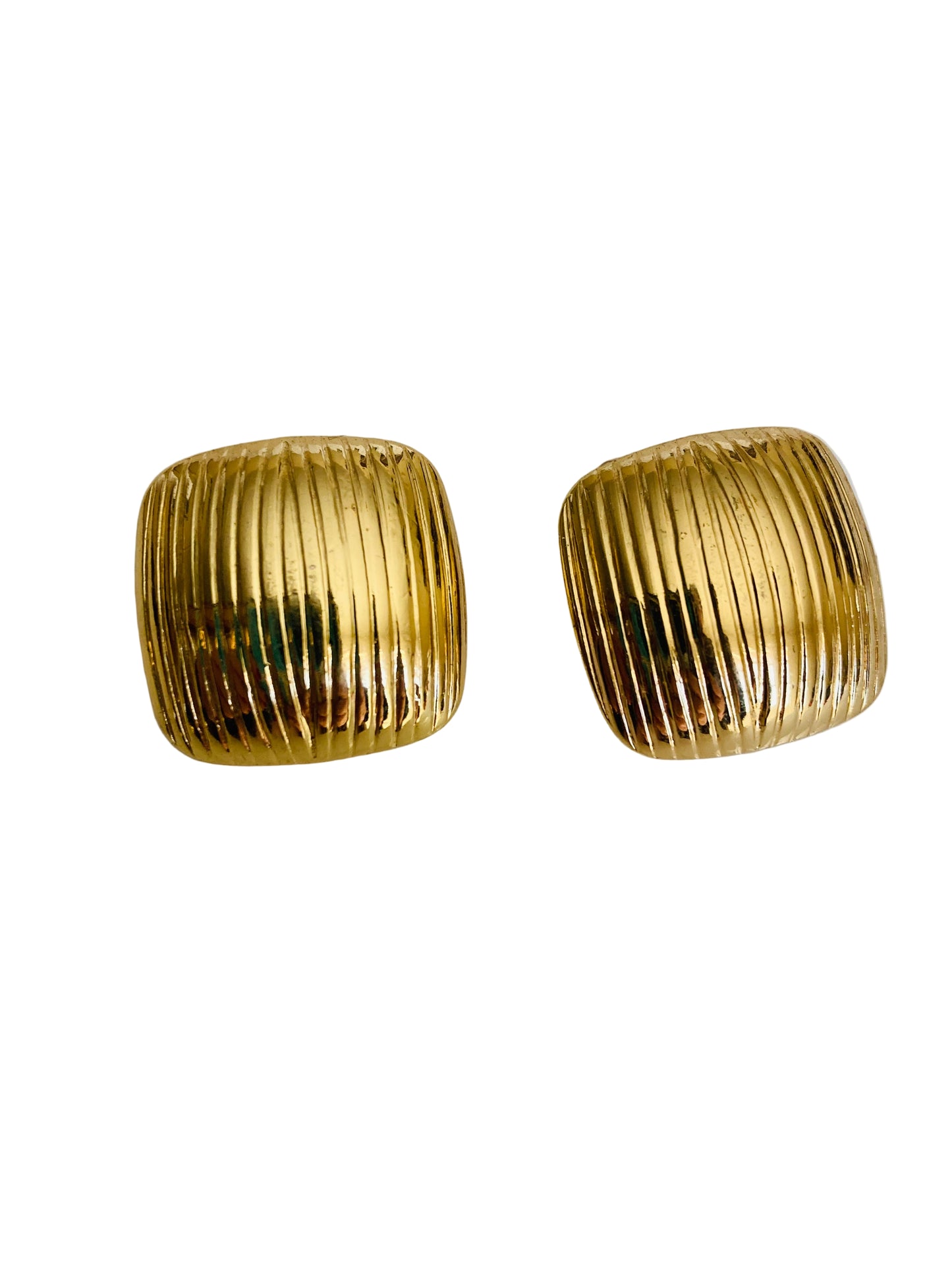 Arete cuadrado