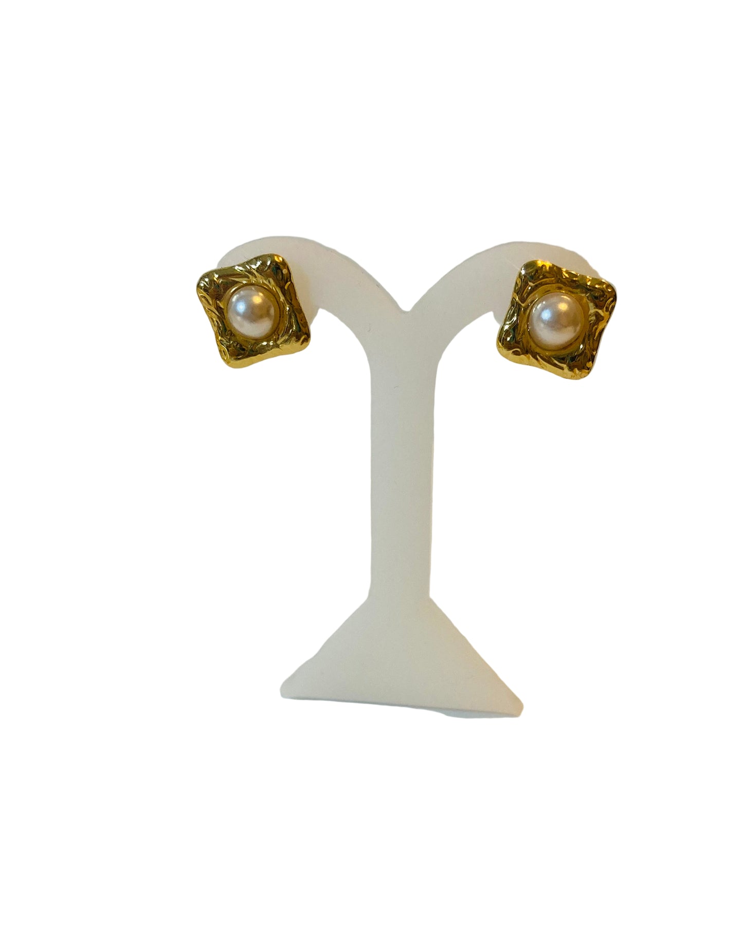 Arete cuadrado perla